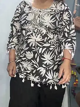 Preet Kaur 69 online show from April 2026 06:27:02 PM