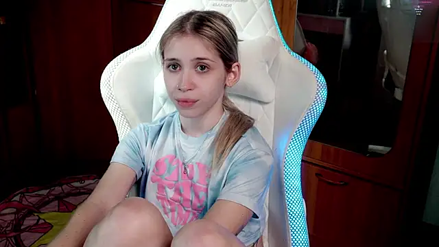 ho1yho1e online show from November 2025 06:32:01 PM