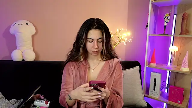 Snapshot of lilly_sweett chatting on April 2026 11:07:01 PM lilly sweett online show from April 2026 11:07:01 PM