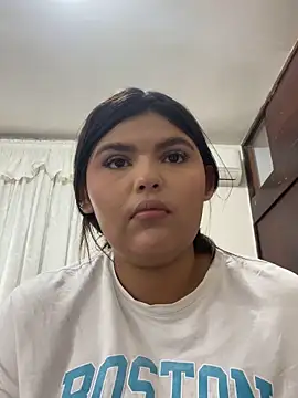 Lia sexx online show from November 2025 07:14:02 PM