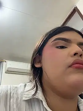 Lia sexx online show from March 2026 06:45:02 PM