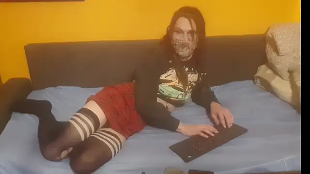 Lillisissi online show from December 2025 01:02:02 AM