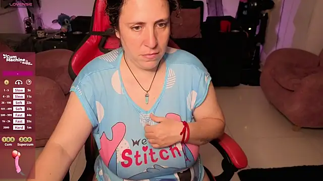 Snapshot of valery_adams1 chatting on October 2025 04:01:02 AM valery adams1 online show from October 2025 04:01:02 AM