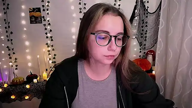 SweetPrincess  online show from October 2025 06:50:02 AM