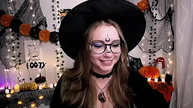 SweetPrincess  online show from October 2025 08:49:01 AM