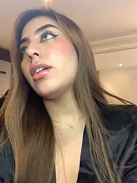 MaddyyLennon online show from January 2025 04:54:02 PM