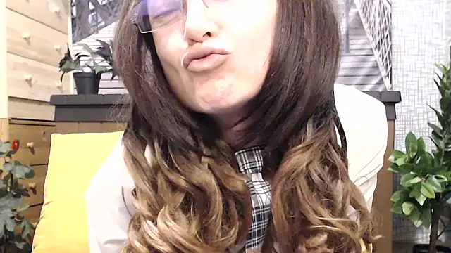 lilianleight online show from July 2026 05:19:02 PM
