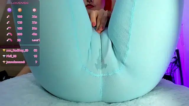 Snapshot of ADELINA_CONTE chatting on February 2025 09:58:01 PM ADELINA CONTE online show from February 2025 09:58:01 PM