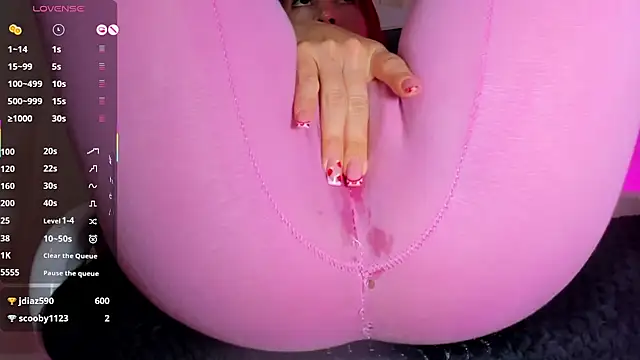 Snapshot of ADELINA_CONTE chatting on November 2025 12:32:01 AM ADELINA CONTE online show from November 2025 12:32:01 AM