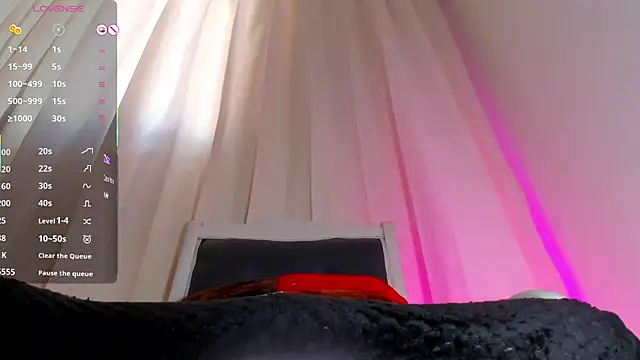 Snapshot of ADELINA_CONTE chatting on November 2025 01:22:04 PM ADELINA CONTE online show from November 2025 01:22:04 PM