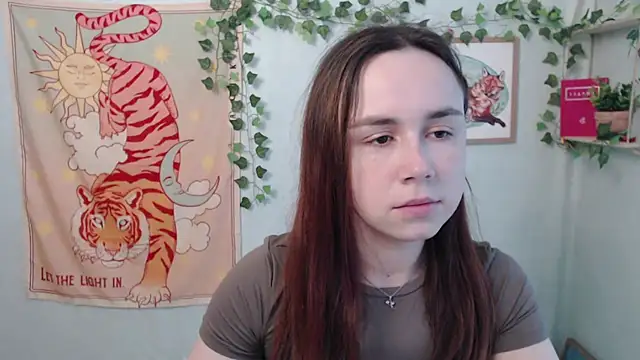 VeryVeryVeryShy  online show from June 2026 05:43:02 AM