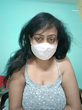 Snapshot of love_suman chatting on June 2026 06:31:01 PM love suman online show from June 2026 06:31:01 PM