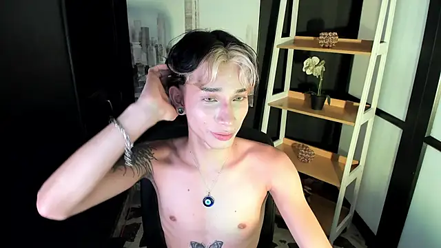 AndyWiilliams online show from December 2024 01:36:01 AM