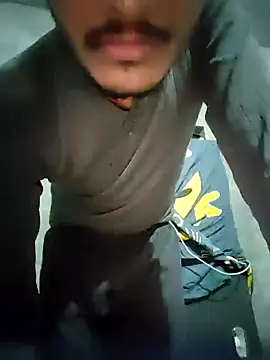 Snapshot of Hot2612 chatting on December 2024 01:29:01 AM Hot2612 online show from December 2024 01:29:01 AM