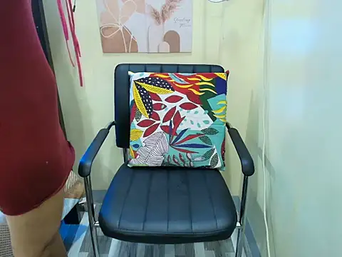 Snapshot of Skinny_regie99xxx chatting on September 2025 11:04:01 PM Skinny regie99xxx online show from September 2025 11:04:01 PM