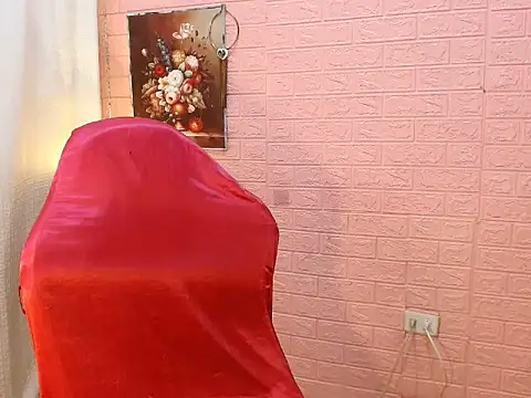 Snapshot of Mast3rOfDesire chatting on January 2025 07:32:01 PM Mast3rOfDesire online show from January 2025 07:32:01 PM