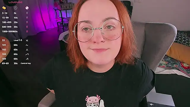 Snapshot of Alice_CutePerv chatting on December 2024 02:37:02 PM Alice CutePerv online show from December 2024 02:37:02 PM