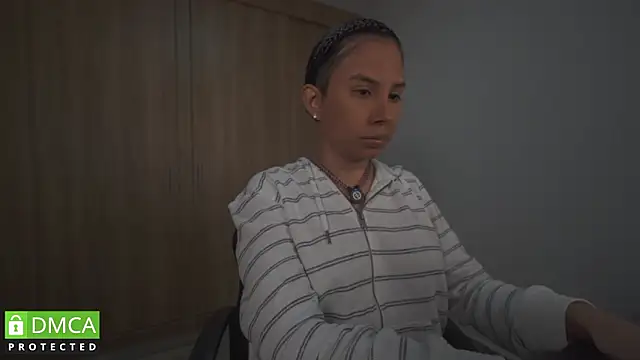 Dubois Amy online show from February 2026 11:19:01 PM