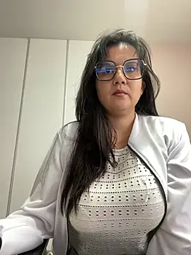 SWEETLILY18 online show from February 2025 02:30:01 PM