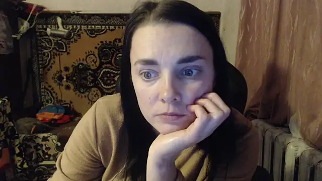 Snapshot of AlisaLaDiva chatting on December 2024 09:17:01 PM AlisaLaDiva online show from December 2024 09:17:01 PM