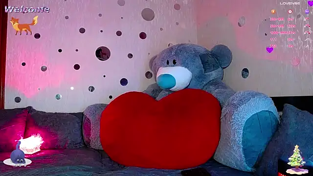 Snapshot of GENTLY--EVIL chatting on December 2025 07:53:02 PM GENTLY--EVIL online show from December 2025 07:53:02 PM