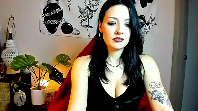 MelroseStrip online show from October 2025 10:33:02 PM