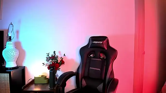 MelroseStrip online show from February 2026 12:50:02 AM