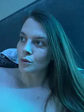 Snapshot of newMichelle chatting on December 2024 06:57:02 PM newMichelle online show from December 2024 06:57:02 PM