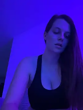 Snapshot of newMichelle chatting on December 2024 07:37:01 AM newMichelle online show from December 2024 07:37:01 AM