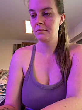 Snapshot of newMichelle chatting on June 2026 06:37:02 AM newMichelle online show from June 2026 06:37:02 AM