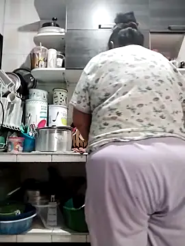 Keyla01  online show from October 2025 11:42:02 AM