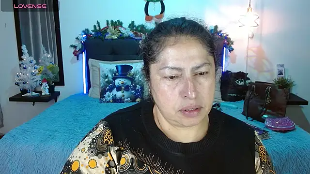 Keyla01  online show from November 2025 12:15:02 PM