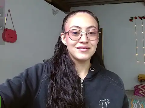 Snapshot of Olivia_Bright chatting on February 2026 02:17:02 PM Olivia Bright online show from February 2026 02:17:02 PM