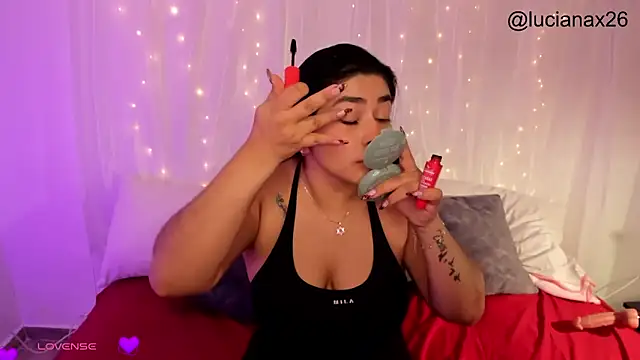 Snapshot of lucy26_ chatting on November 2025 03:29:02 AM lucy26 online show from November 2025 03:29:02 AM