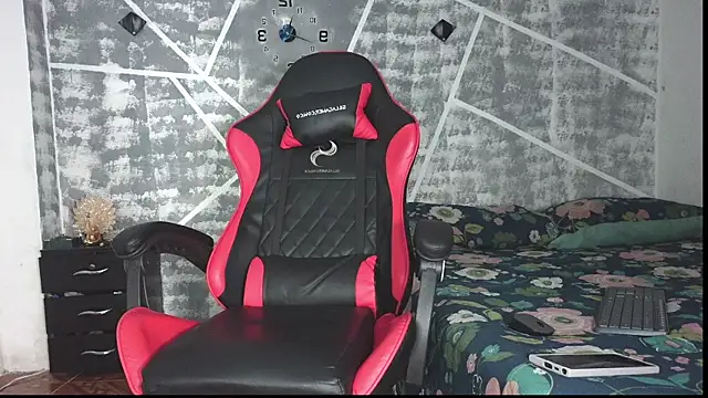 leonidas 18k online show from October 2025 04:46:01 PM