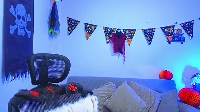 Snapshot of annylouis chatting on October 2025 07:36:02 PM annylouis online show from October 2025 07:36:02 PM