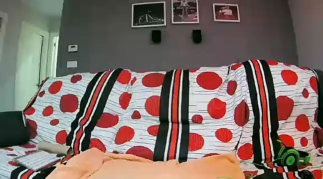 Snapshot of txan9876 chatting on February 2025 10:06:02 PM txan9876 online show from February 2025 10:06:02 PM