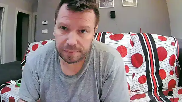 Snapshot of txan9876 chatting on November 2025 10:59:02 AM txan9876 online show from November 2025 10:59:02 AM