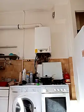 callmelouve online show from October 2025 12:12:02 PM