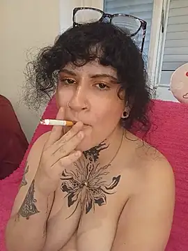 callmelouve online show from May 2026 02:03:01 PM