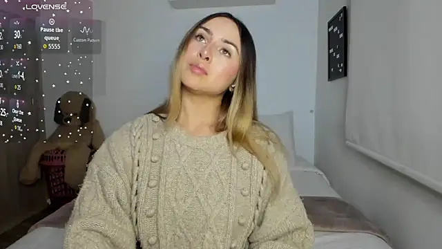 sophi mooreno online show from March 2026 01:01:01 AM