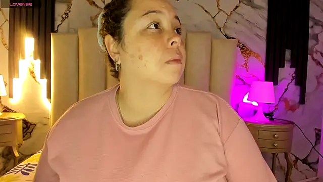 Snapshot of mollieblue69 chatting on November 2025 12:49:01 PM mollieblue69 online show from November 2025 12:49:01 PM