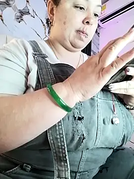 Snapshot of mollieblue69 chatting on November 2025 01:13:01 PM mollieblue69 online show from November 2025 01:13:01 PM