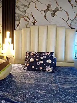 mollieblue69 online show from March 2026 01:22:01 PM