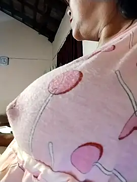 Snapshot of tharu_sweet chatting on December 2025 06:48:01 PM tharu sweet online show from December 2025 06:48:01 PM