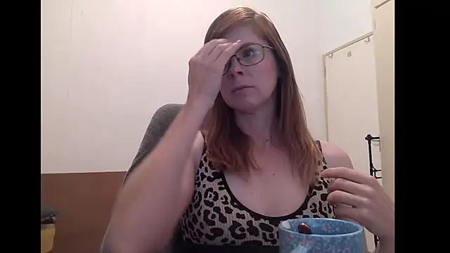 Snapshot of SavannaGirly chatting on June 2026 06:49:01 AM SavannaGirly online show from June 2026 06:49:01 AM