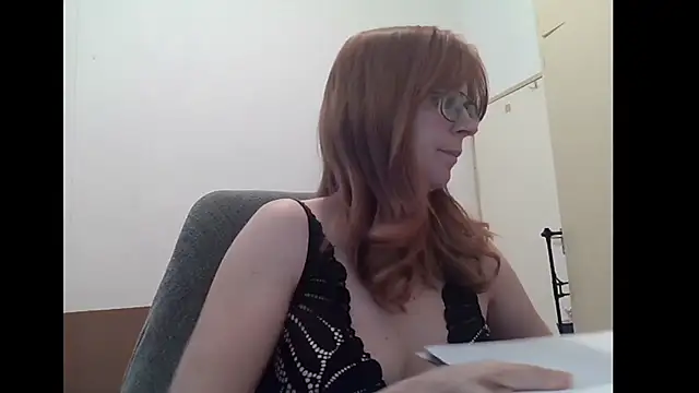 Snapshot of SavannaGirly chatting on July 2026 08:32:02 AM SavannaGirly online show from July 2026 08:32:02 AM