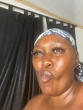 Snapshot of Cardiebae89 chatting on February 2026 12:19:02 AM Cardiebae89 online show from February 2026 12:19:02 AM