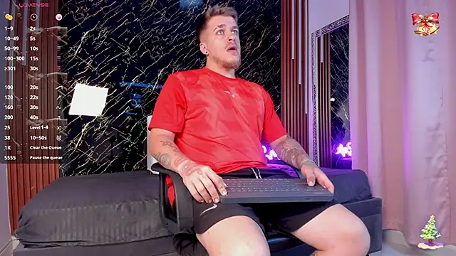 Snapshot of keane_lee chatting on December 2025 12:44:02 PM keane lee online show from December 2025 12:44:02 PM