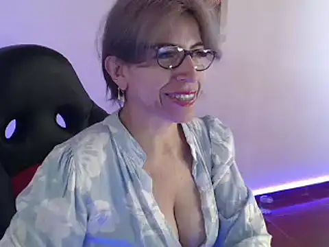 Chayla Ruiz online show from December 2024 12:23:02 PM
